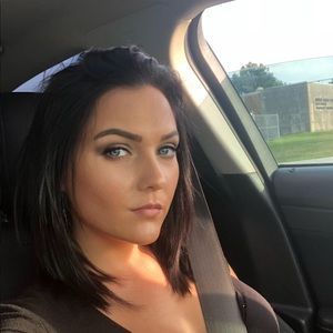 Meet your Posher, Beth